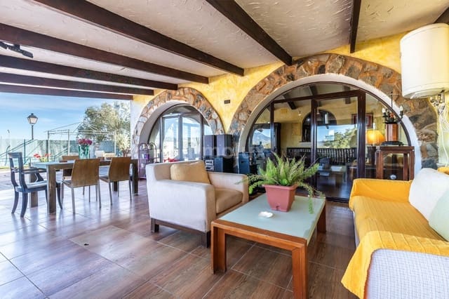 2 soveværelse Villa til salg i Sax med garage - € 240.000 (Ref: 9064129)