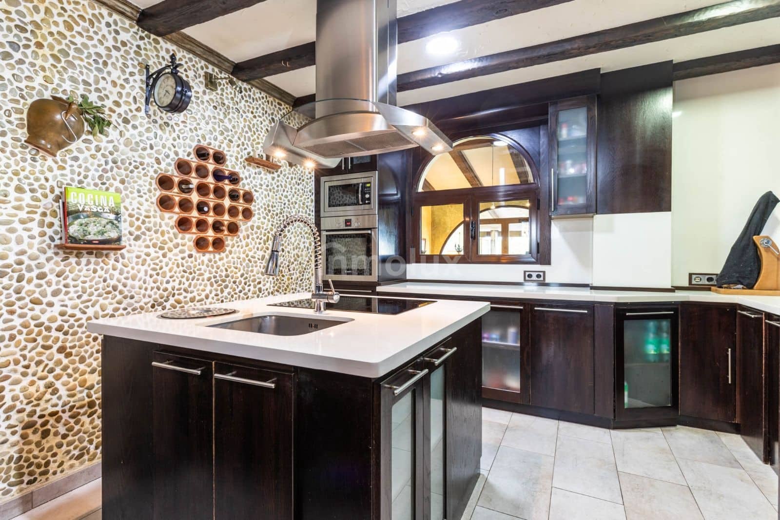 2 soveværelse Villa til salg i Sax med garage - € 240.000 (Ref: 9064129)