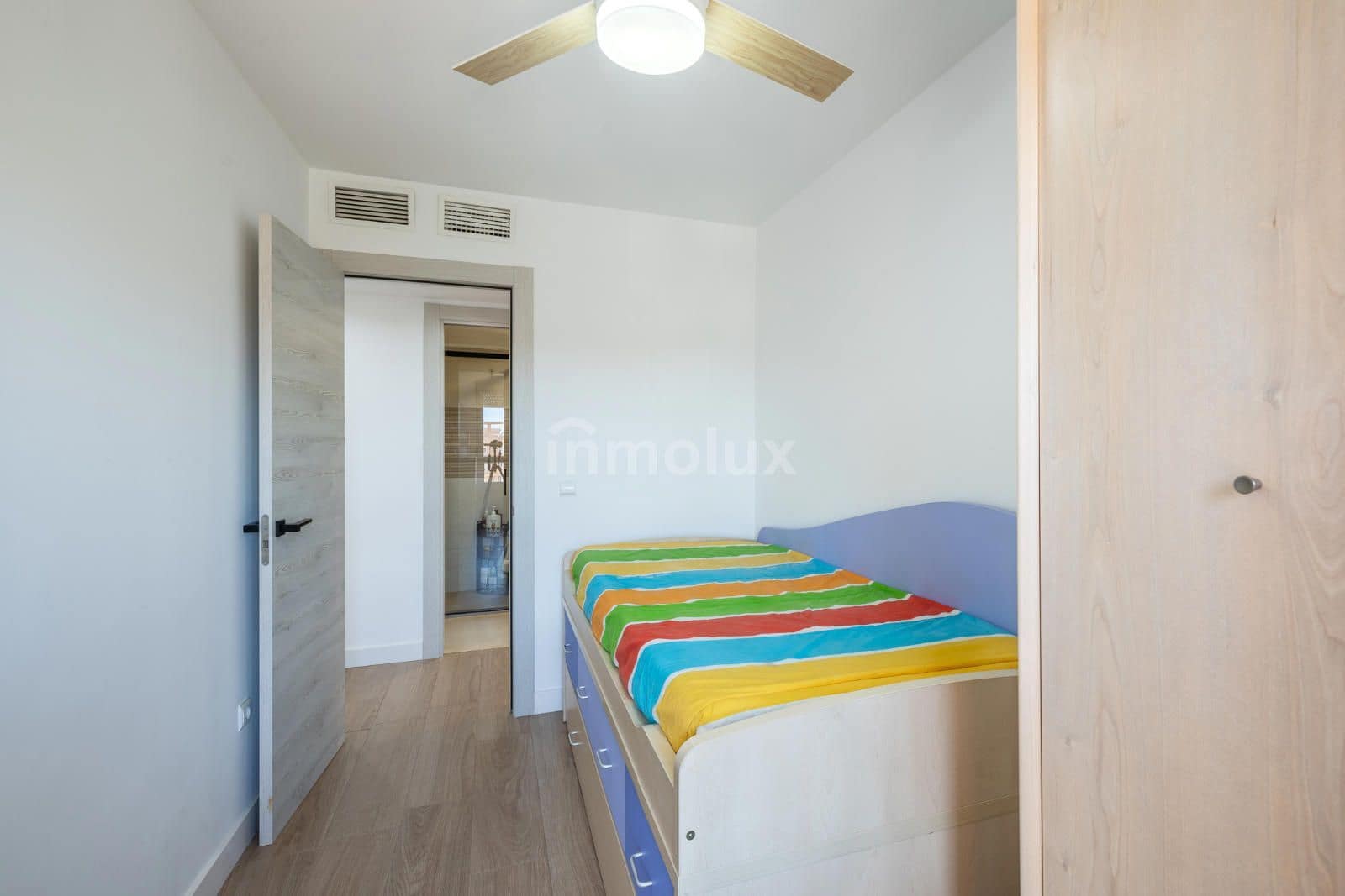 2 sovrum Lägenhet till salu i Playa de San Juan med pool garage - 365 000 € (Ref: 9064137)