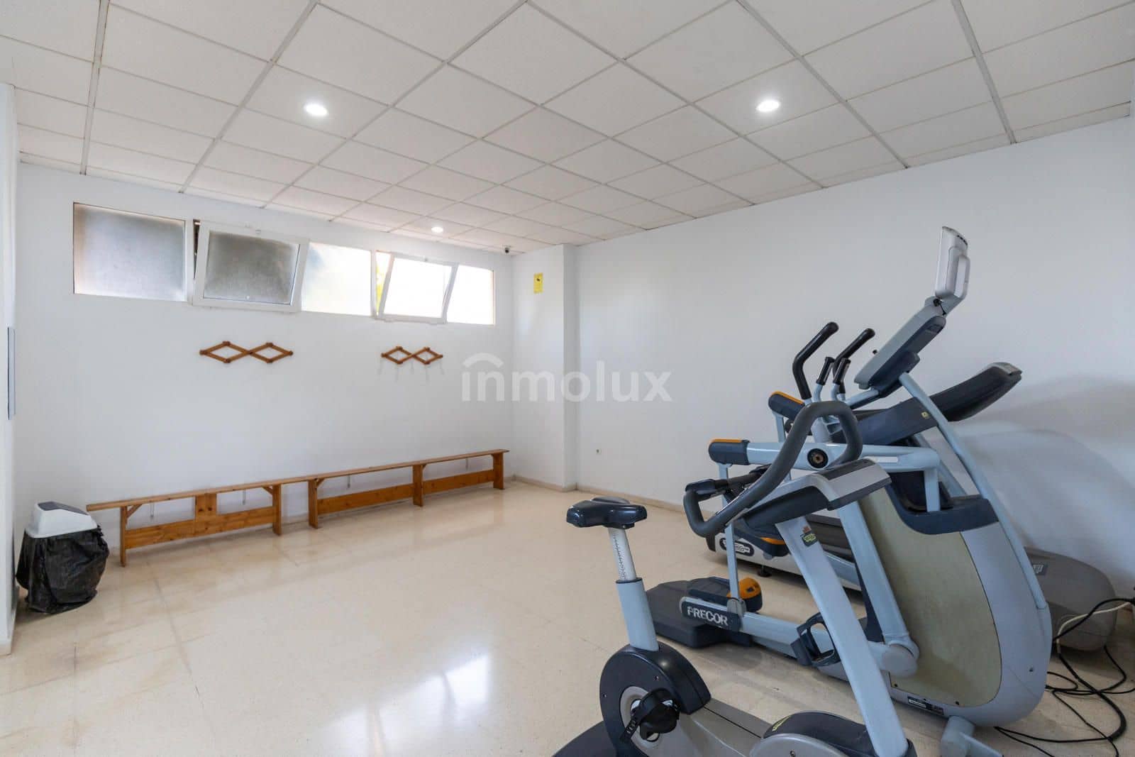 2 sovrum Lägenhet till salu i Playa de San Juan med pool garage - 365 000 € (Ref: 9064137)