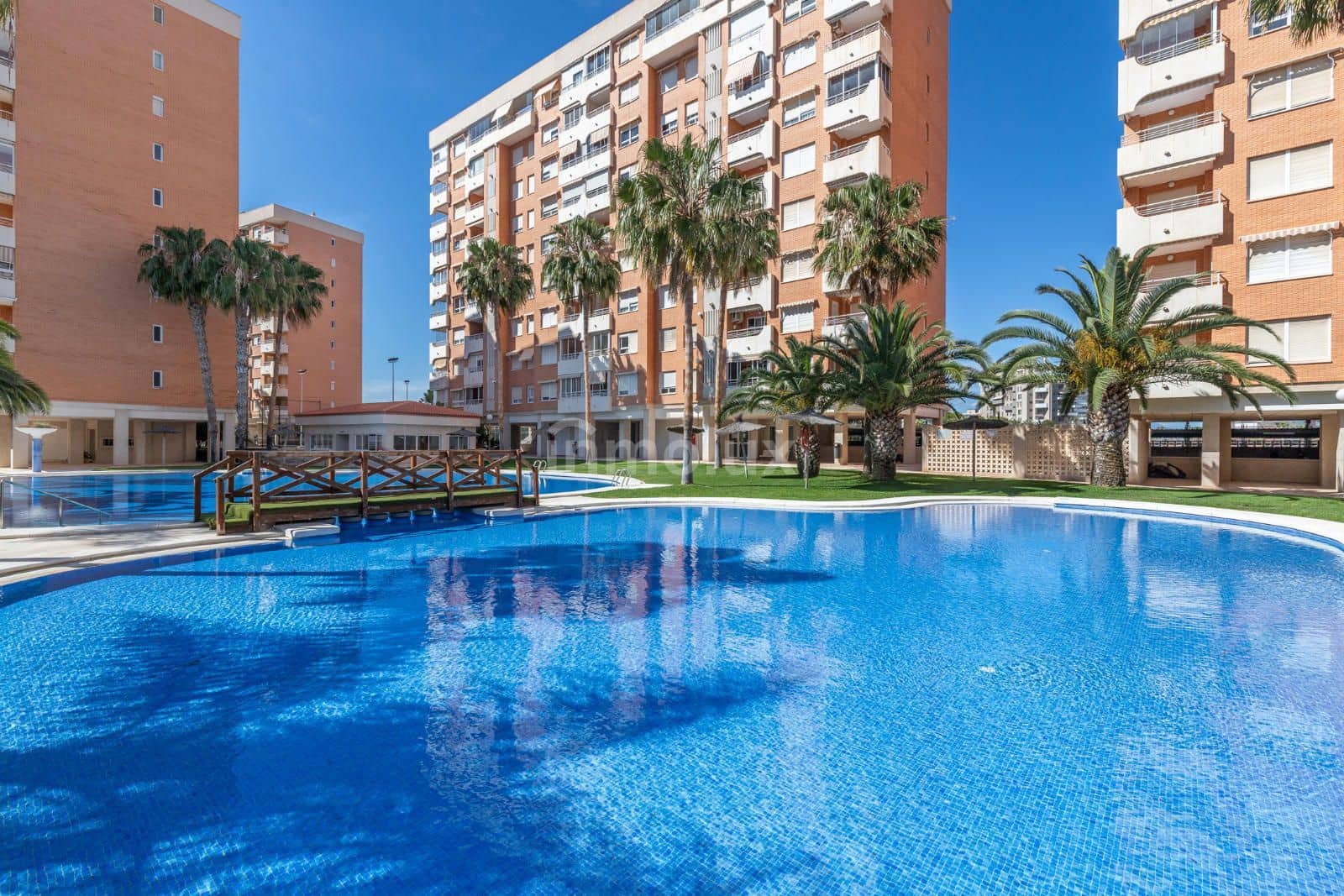 2 sovrum Lägenhet till salu i Playa de San Juan med pool garage - 365 000 € (Ref: 9064137)