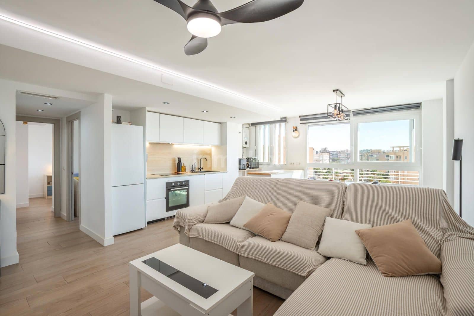 2 sovrum Lägenhet till salu i Playa de San Juan med pool garage - 365 000 € (Ref: 9064137)