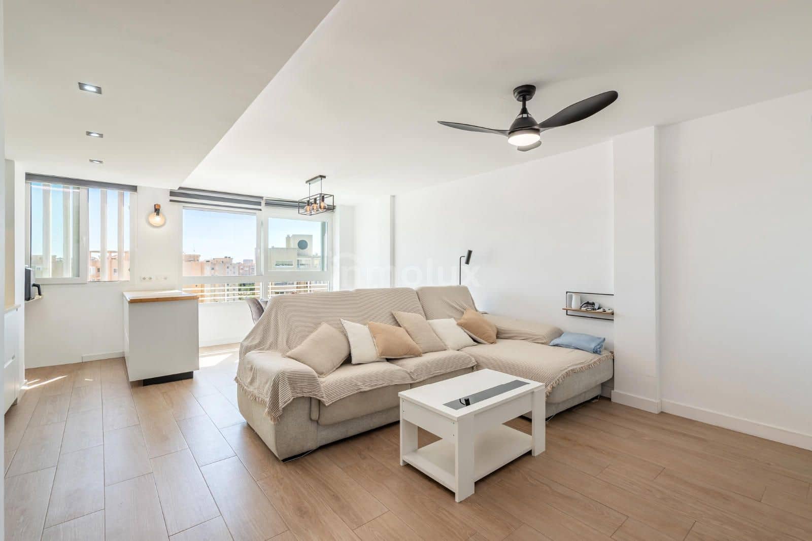 2 sovrum Lägenhet till salu i Playa de San Juan med pool garage - 365 000 € (Ref: 9064137)