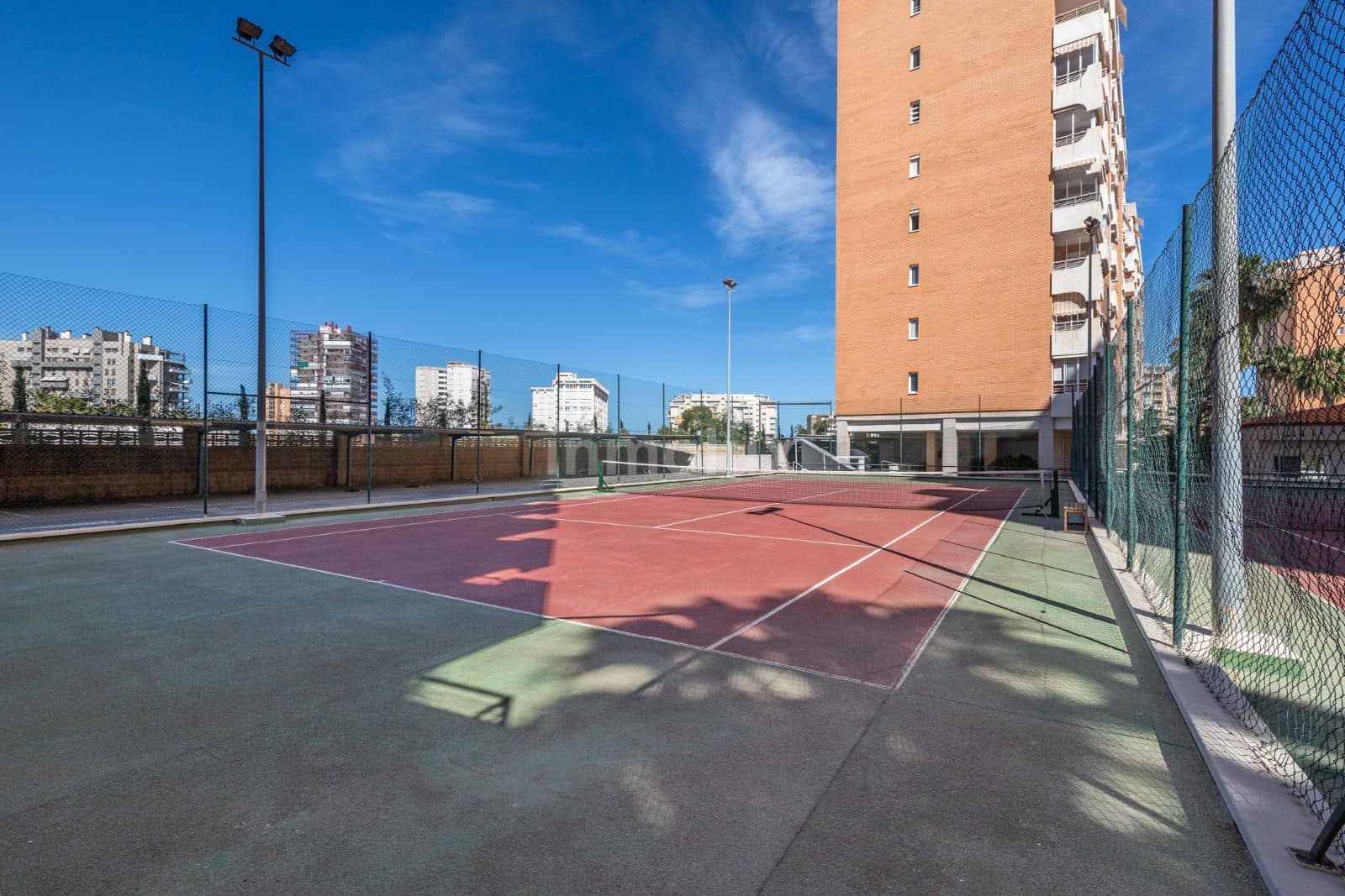 2 sovrum Lägenhet till salu i Playa de San Juan med pool garage - 365 000 € (Ref: 9064137)