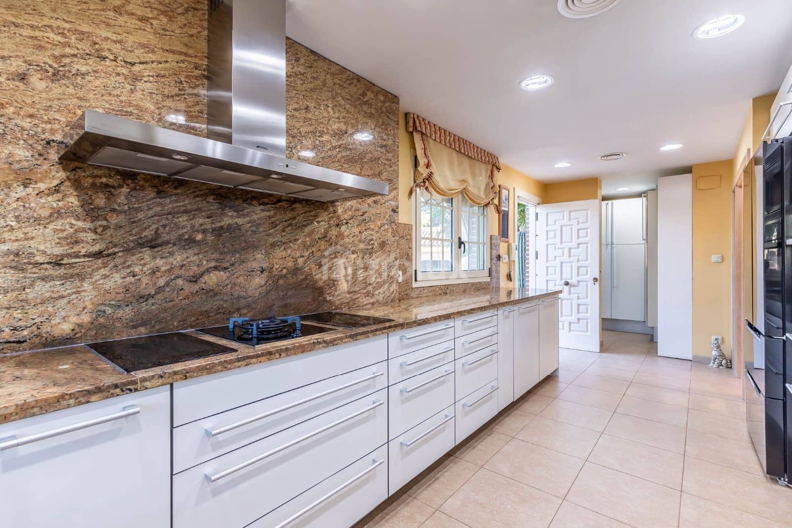 5 soveværelse Villa til salg i Alicante by med swimmingpool garage - € 1.600.000 (Ref: 9064142)