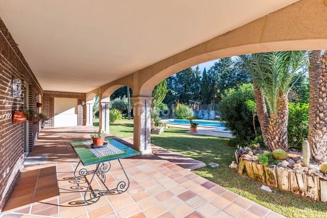 5 soverom Villa til salgs i Alicante Golf, Alicante by med svømmebasseng garasje - € 1 600 000 (Ref: 9064142)