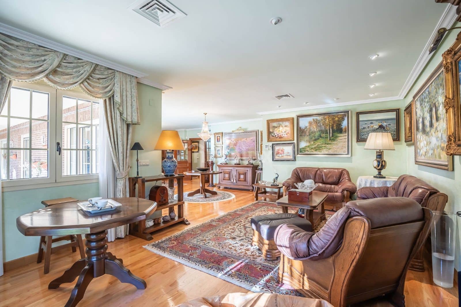 5 soveværelse Villa til salg i Alicante by med swimmingpool garage - € 1.600.000 (Ref: 9064142)