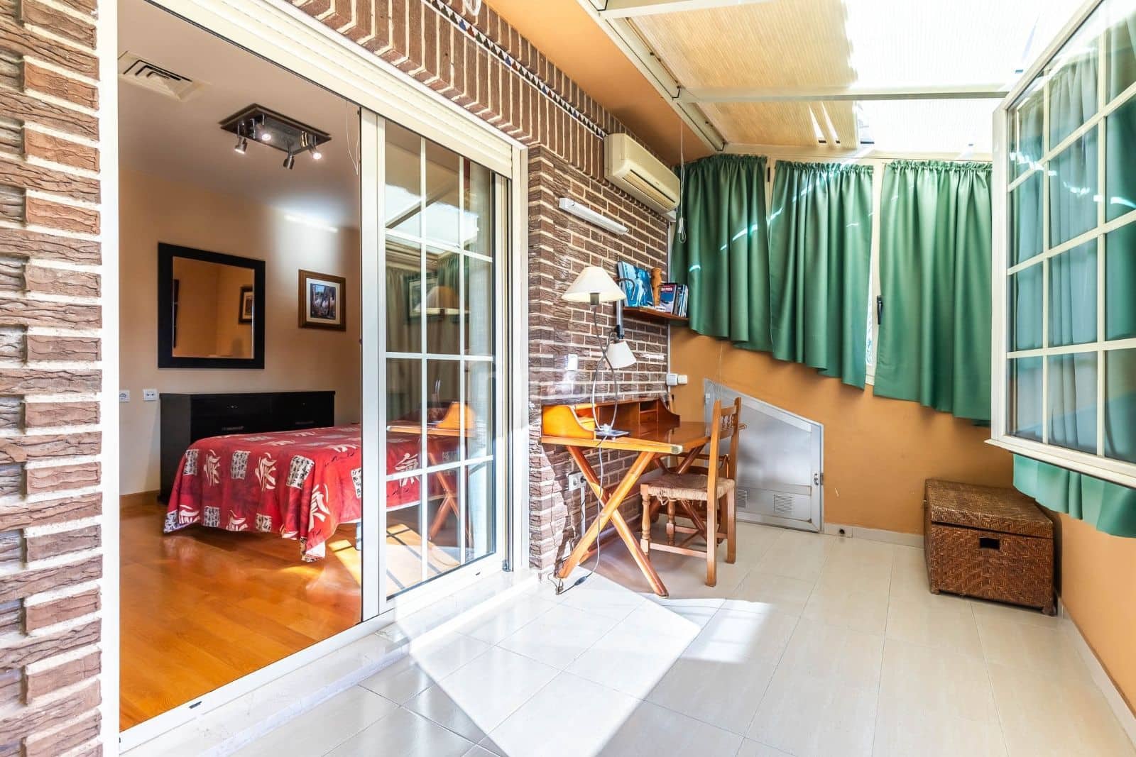 5 soveværelse Villa til salg i Alicante by med swimmingpool garage - € 1.600.000 (Ref: 9064142)