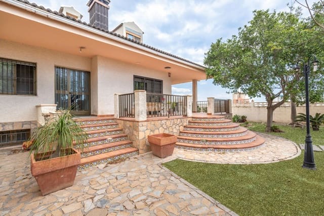 6 soveværelse Villa til salg i El Campello med swimmingpool garage - € 980.000 (Ref: 9064143)