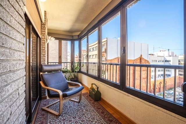 4 quarto Apartamento para venda em Ensanche - Diputacion, Alicante cidade com piscina garagem - 480 000 € (Ref: 9072825)