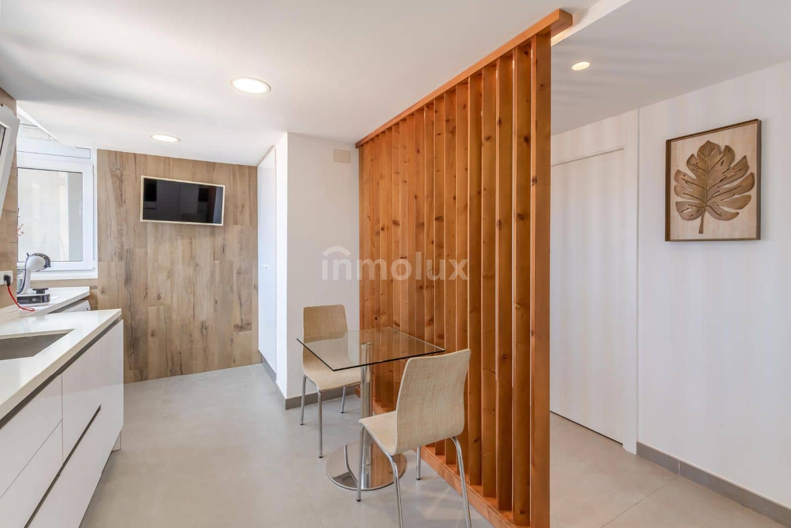 2 soveværelse Penthouse til salg i Playa de San Juan med swimmingpool garage - € 659.000 (Ref: 9101572)