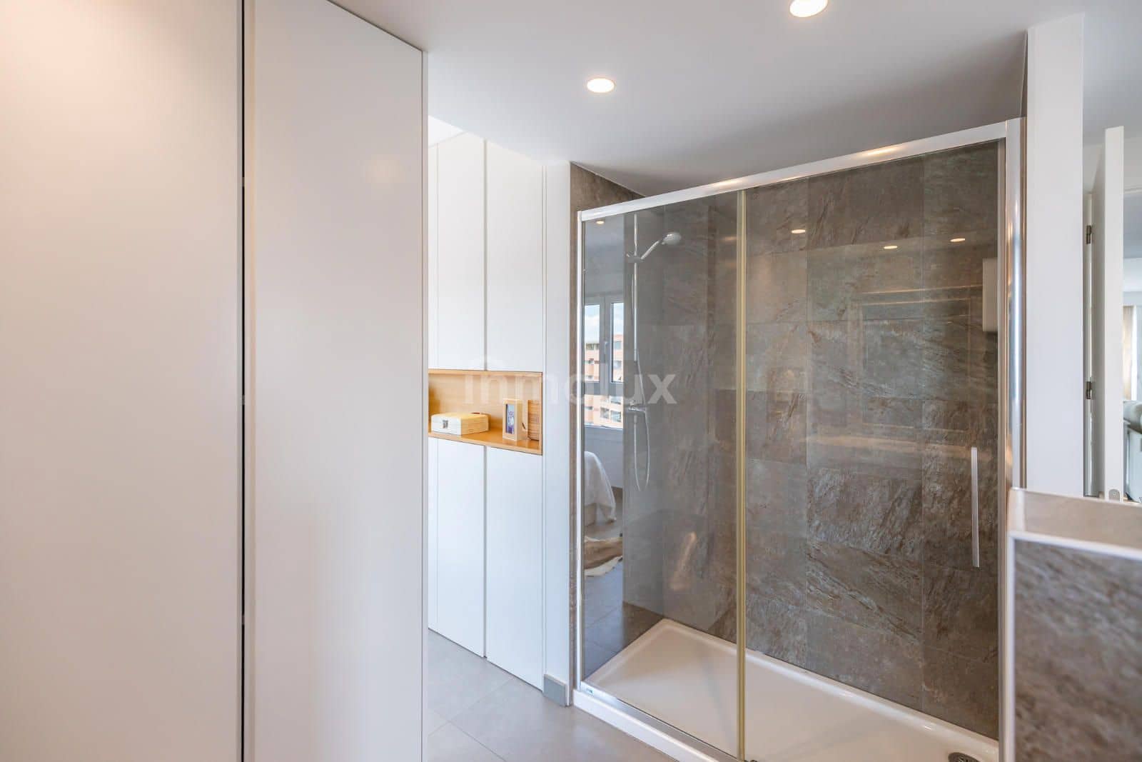 2 soveværelse Penthouse til salg i Playa de San Juan med swimmingpool garage - € 659.000 (Ref: 9101572)