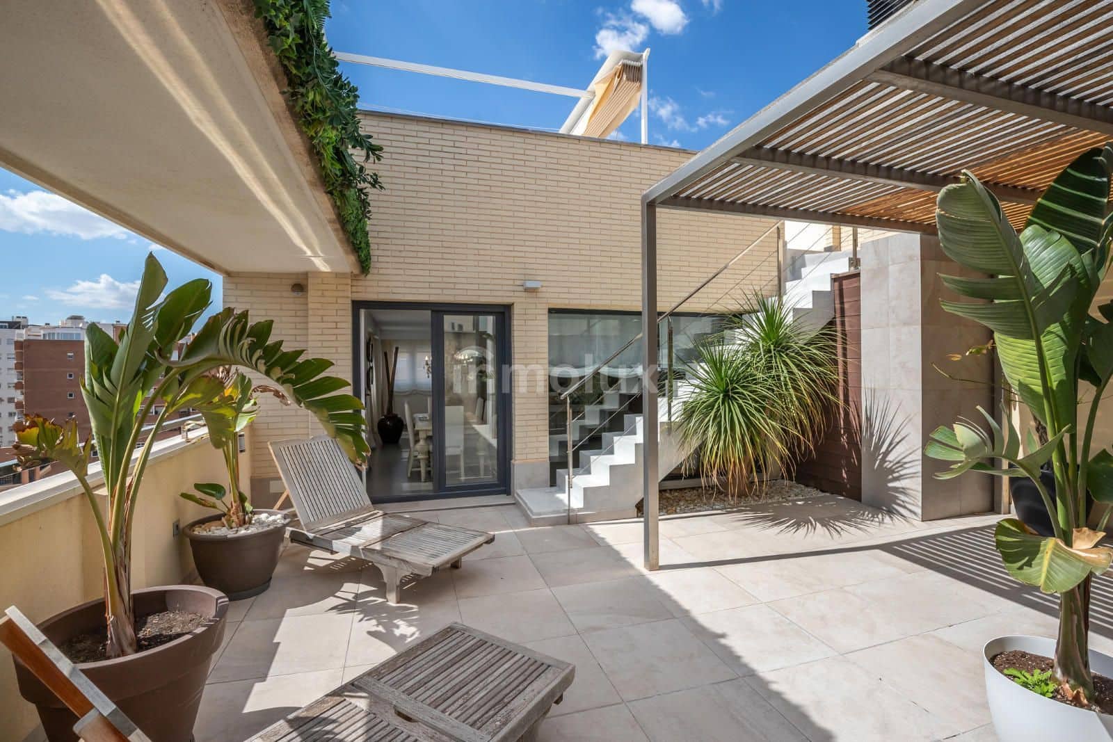 2 soveværelse Penthouse til salg i Playa de San Juan med swimmingpool garage - € 659.000 (Ref: 9101572)