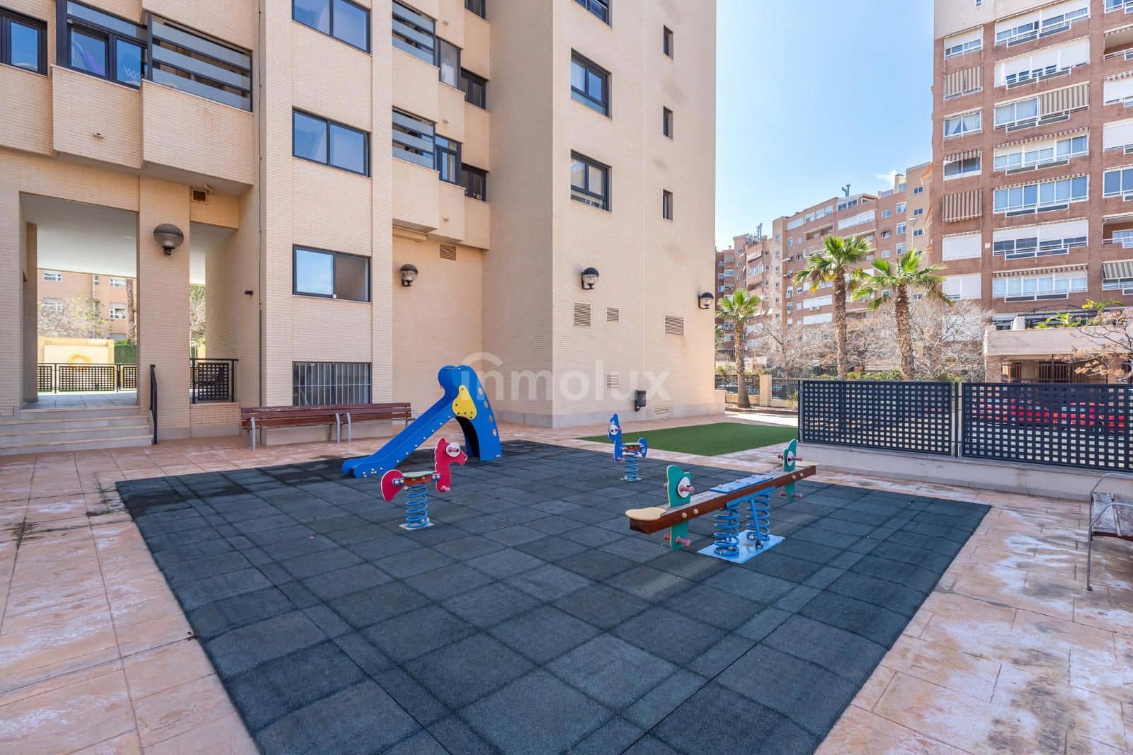 2 soveværelse Penthouse til salg i Playa de San Juan med swimmingpool garage - € 659.000 (Ref: 9101572)