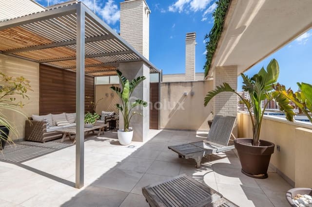 Ático de 2 habitaciones en Playa de San Juan, Alicante / Alacant ciudad en venta con piscina garaje - 659.000 € (Ref: 9101572)