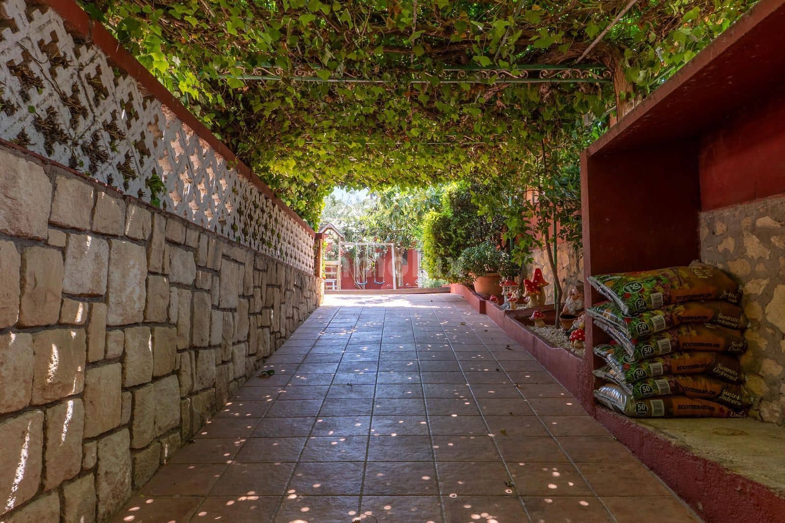 5 chambre Villa/Maison à vendre à Biar avec piscine - 420 000 € (Ref: 9111309)