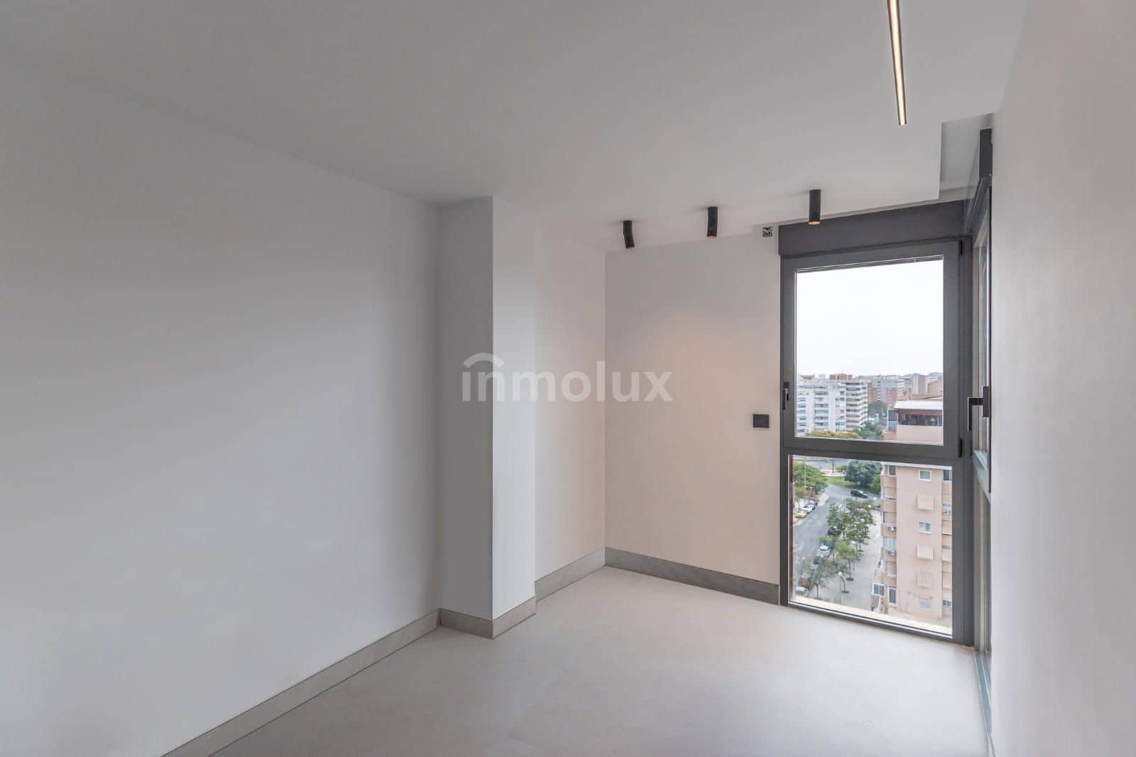 3 soverom Leilighet til salgs i Alicante by med svømmebasseng garasje - € 470 000 (Ref: 9118450)