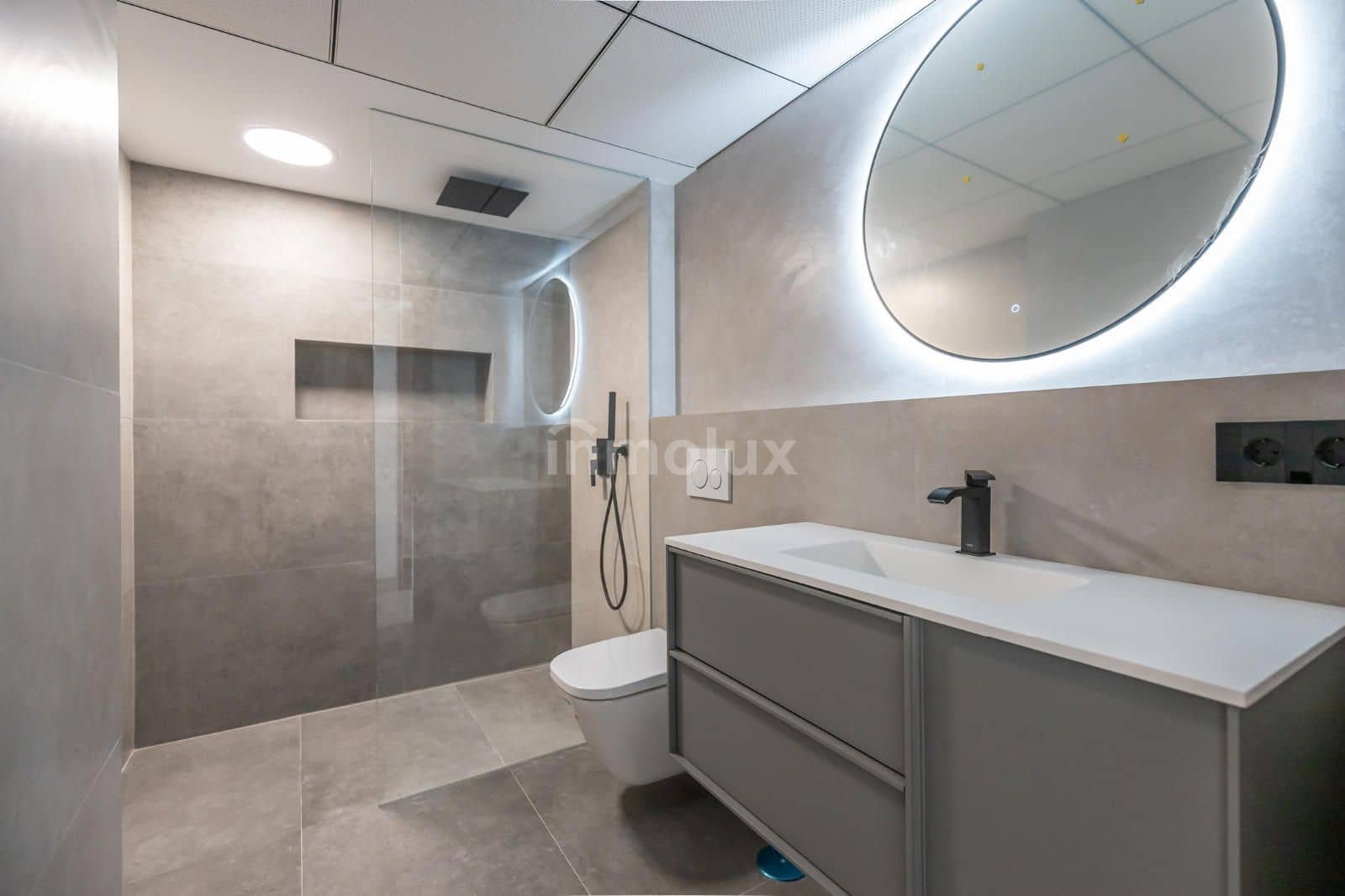 3 soverom Leilighet til salgs i Alicante by med svømmebasseng garasje - € 470 000 (Ref: 9118450)