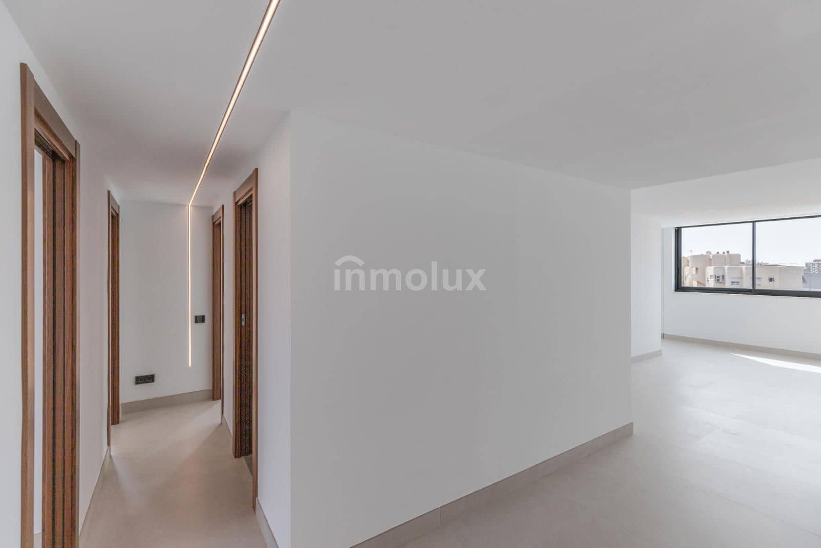 3 soverom Leilighet til salgs i Alicante by med svømmebasseng garasje - € 470 000 (Ref: 9118450)