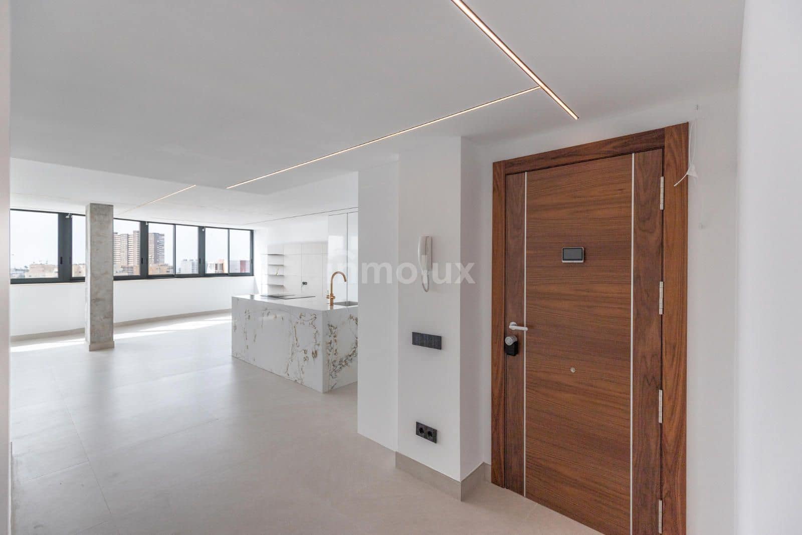 3 soverom Leilighet til salgs i Alicante by med svømmebasseng garasje - € 470 000 (Ref: 9118450)