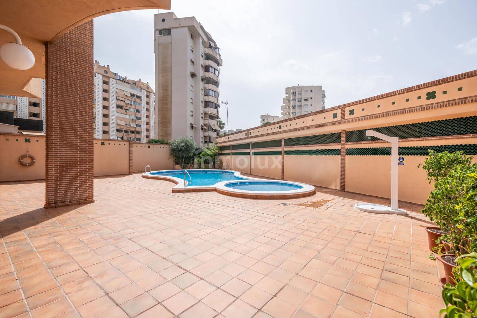 3 soverom Leilighet til salgs i Alicante by med svømmebasseng garasje - € 470 000 (Ref: 9118450)