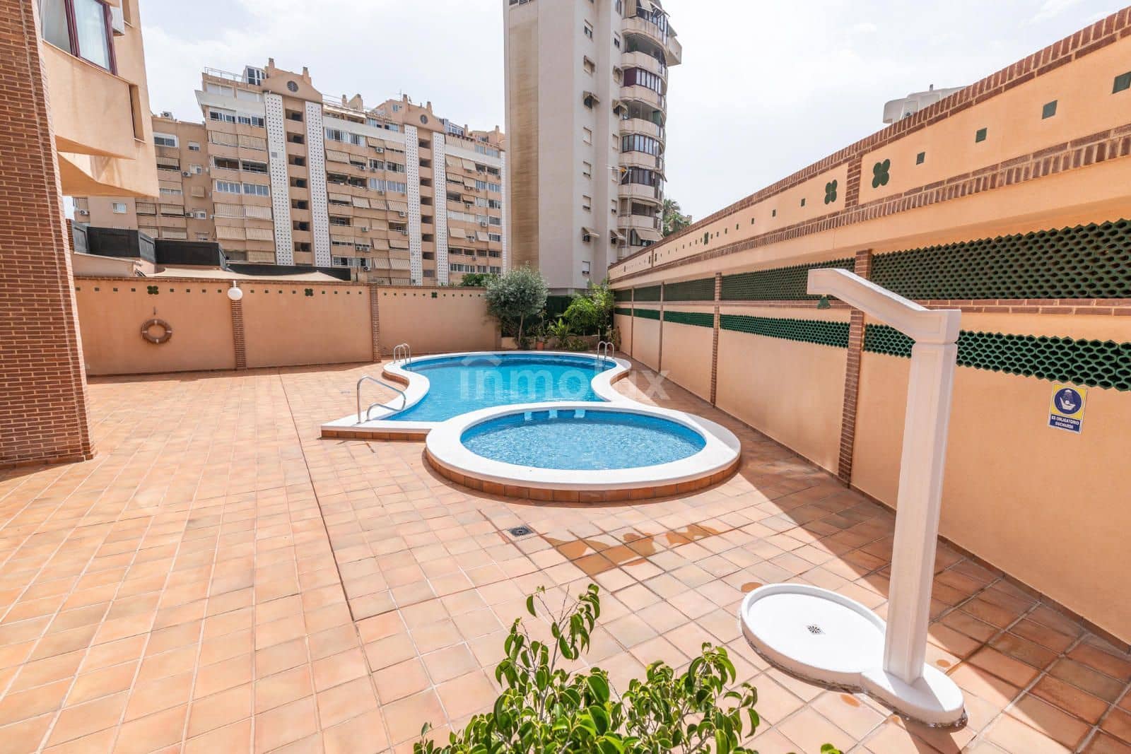 3 soverom Leilighet til salgs i Alicante by med svømmebasseng garasje - € 470 000 (Ref: 9118450)