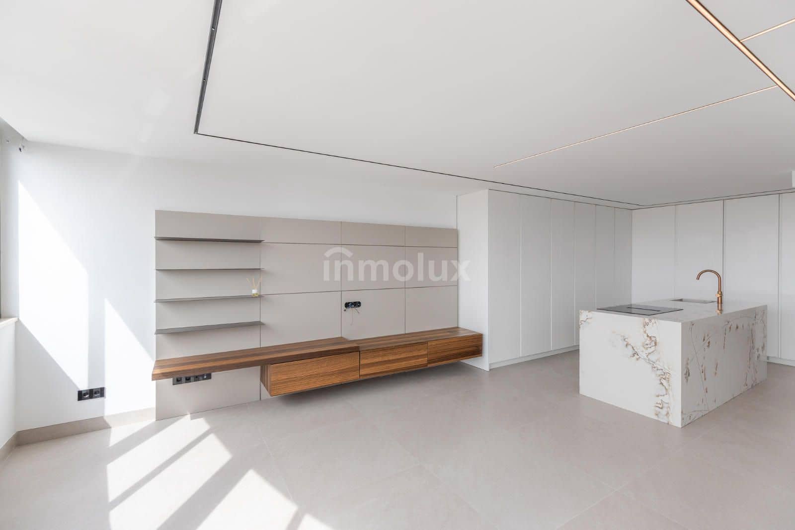 3 soverom Leilighet til salgs i Alicante by med svømmebasseng garasje - € 470 000 (Ref: 9118450)