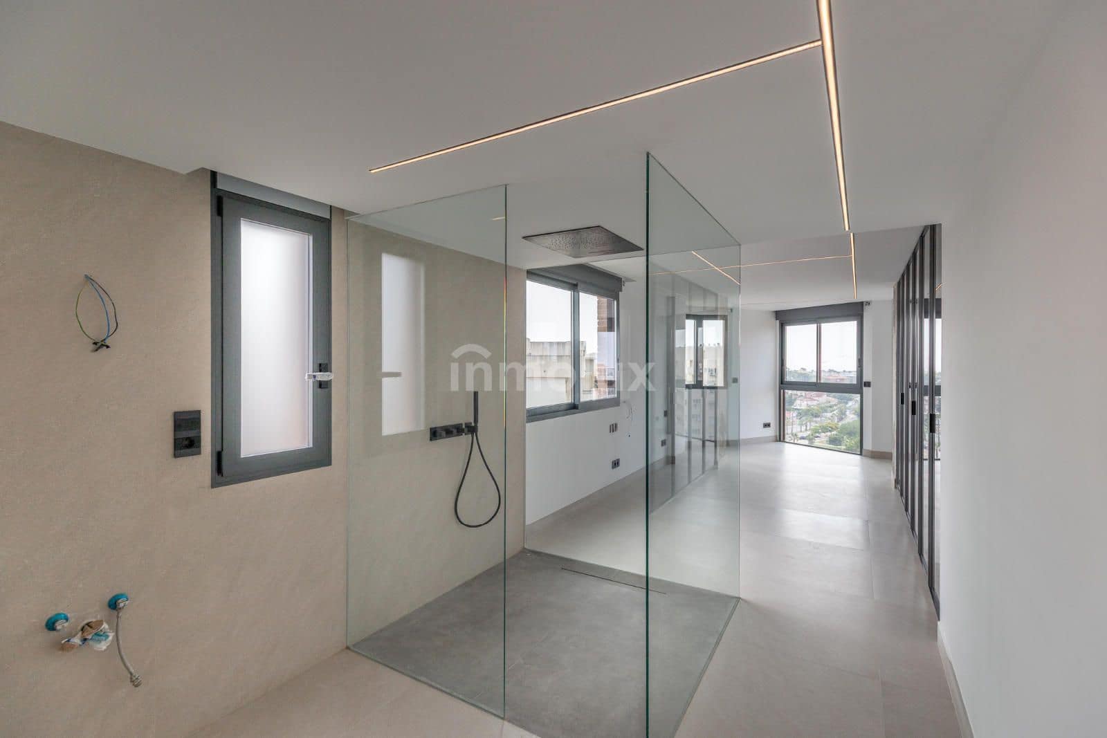 3 soverom Leilighet til salgs i Alicante by med svømmebasseng garasje - € 470 000 (Ref: 9118450)