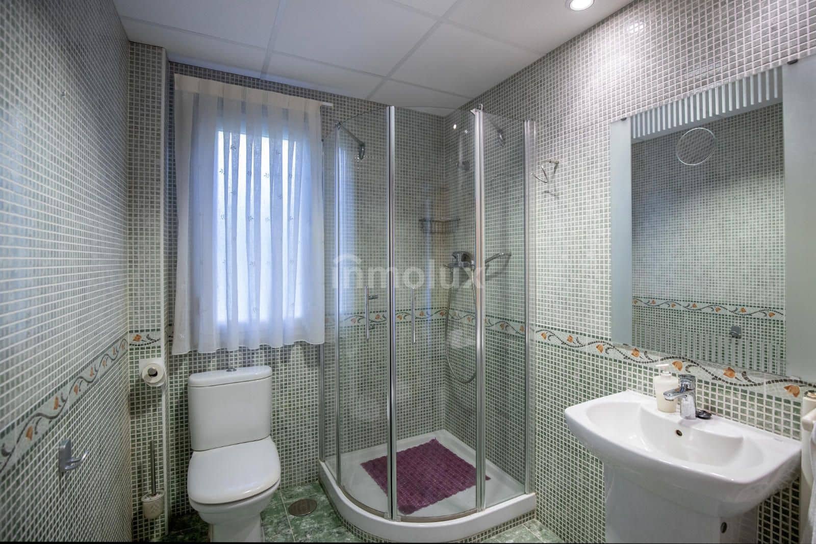 4 bedroom Villa for sale in Busot with pool garage - € 500,000 (Ref: 9127885)