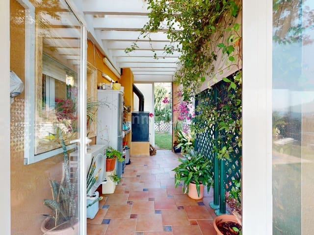 4 soveværelse Villa til salg i Busot med swimmingpool garage - € 500.000 (Ref: 9127885)