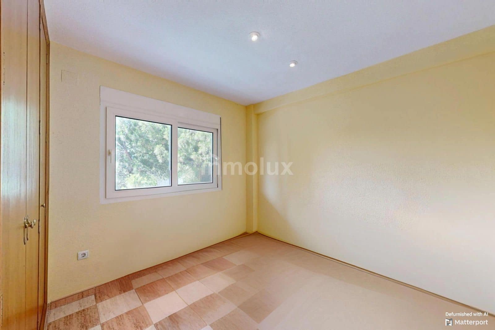 3 chambre Appartement à vendre à Playa de San Juan avec piscine garage - 379 000 € (Ref: 9131868)