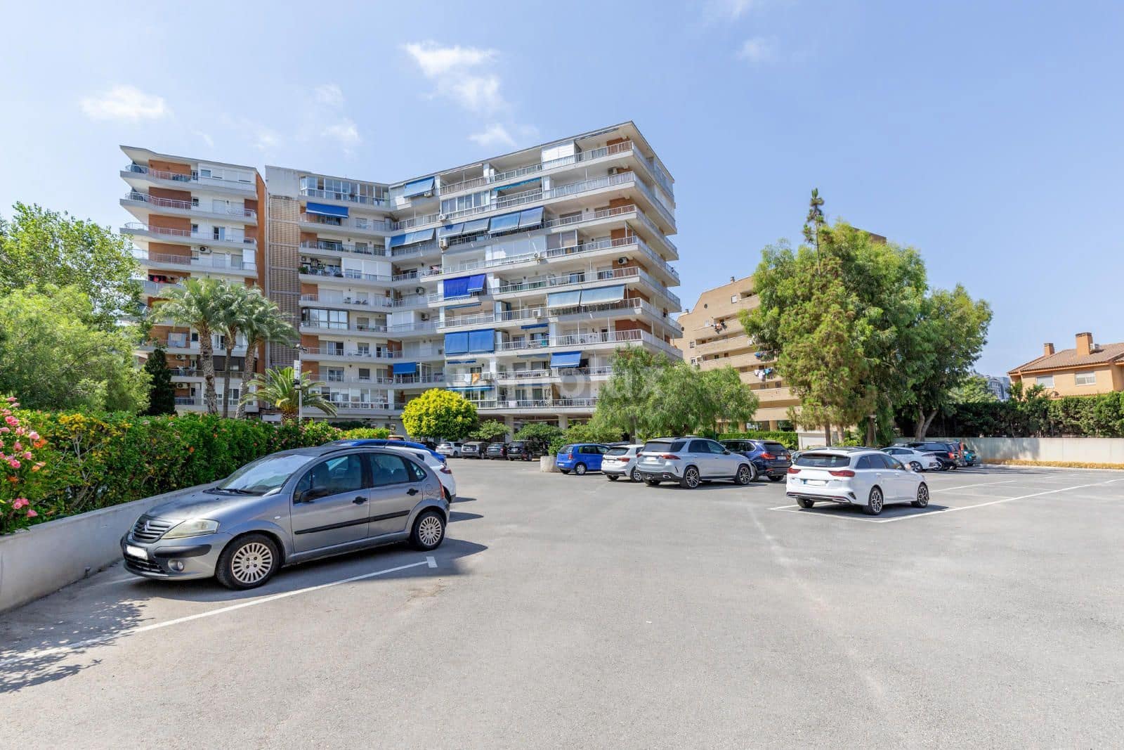 3 chambre Appartement à vendre à Playa de San Juan avec piscine garage - 379 000 € (Ref: 9131868)