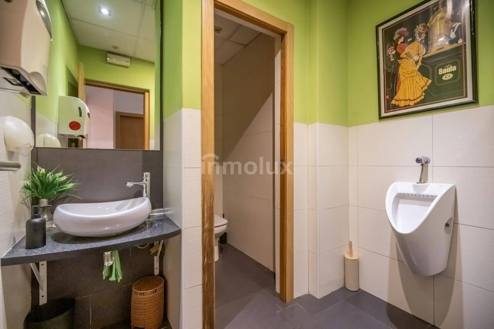 Kommersiell till salu i Alicante stad - 479 900 € (Ref: 9133525)