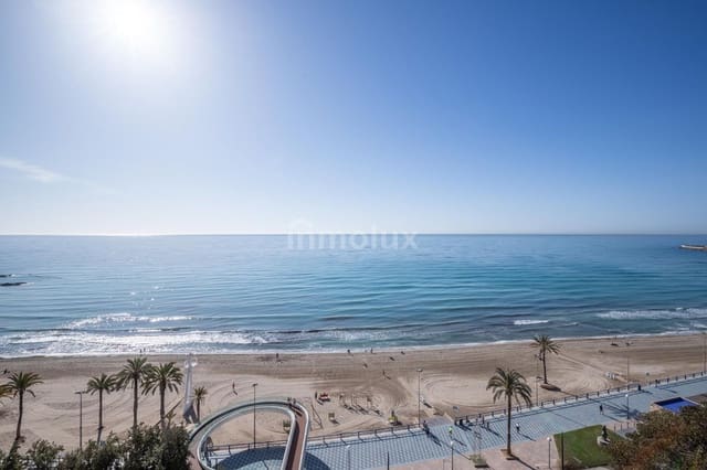3 soveværelse Lejlighed til leje i Raval Roig - Virgen del Socorro, Alicante by - € 1.800 (Ref: 9136440)