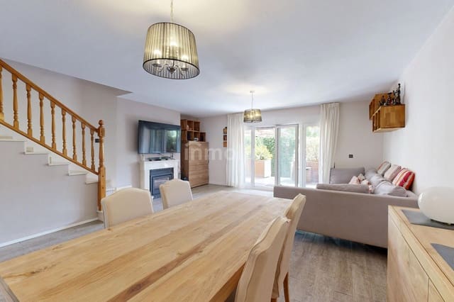 4 bedroom Townhouse for sale in Norte, Alicante / Alacant city with pool garage - € 392,000 (Ref: 9142531)