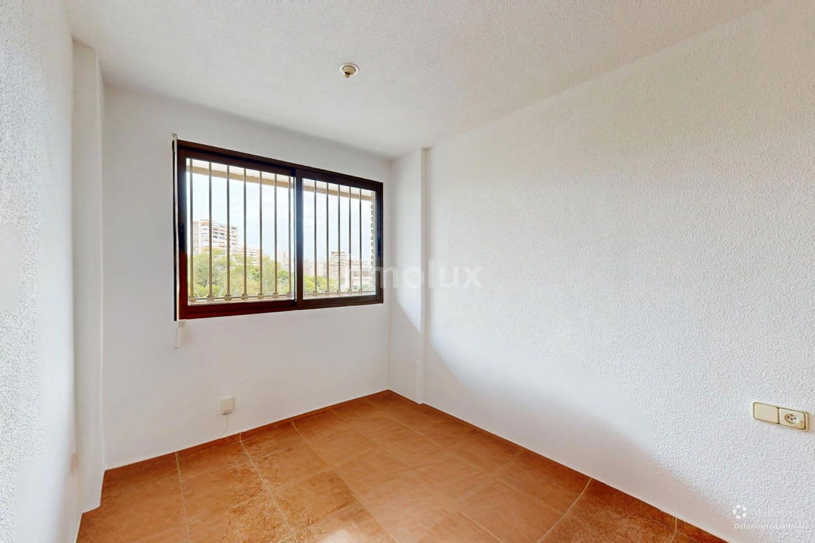 4 soverom Leilighet til salgs i Alicante by med garasje - € 550 000 (Ref: 9153335)