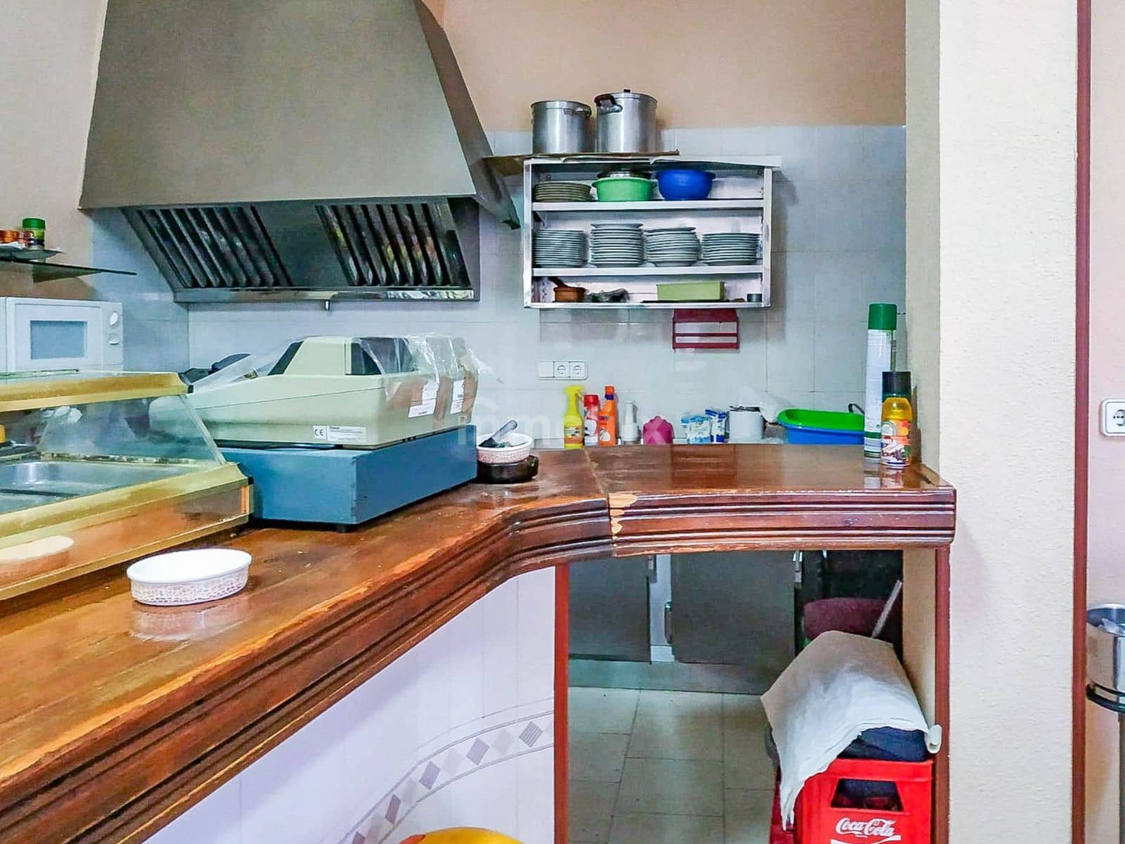 Erhverv til salg i El Campello - € 80.000 (Ref: 9161437)