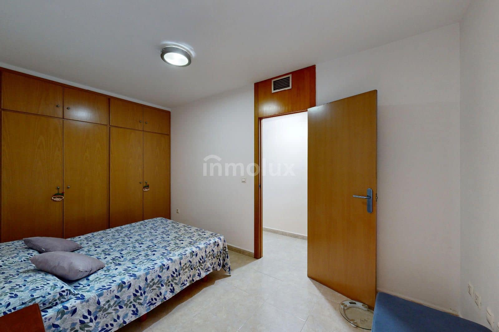 2 soveværelse Lejlighed til salg i Alicante by med garage - € 182.000 (Ref: 9161439)