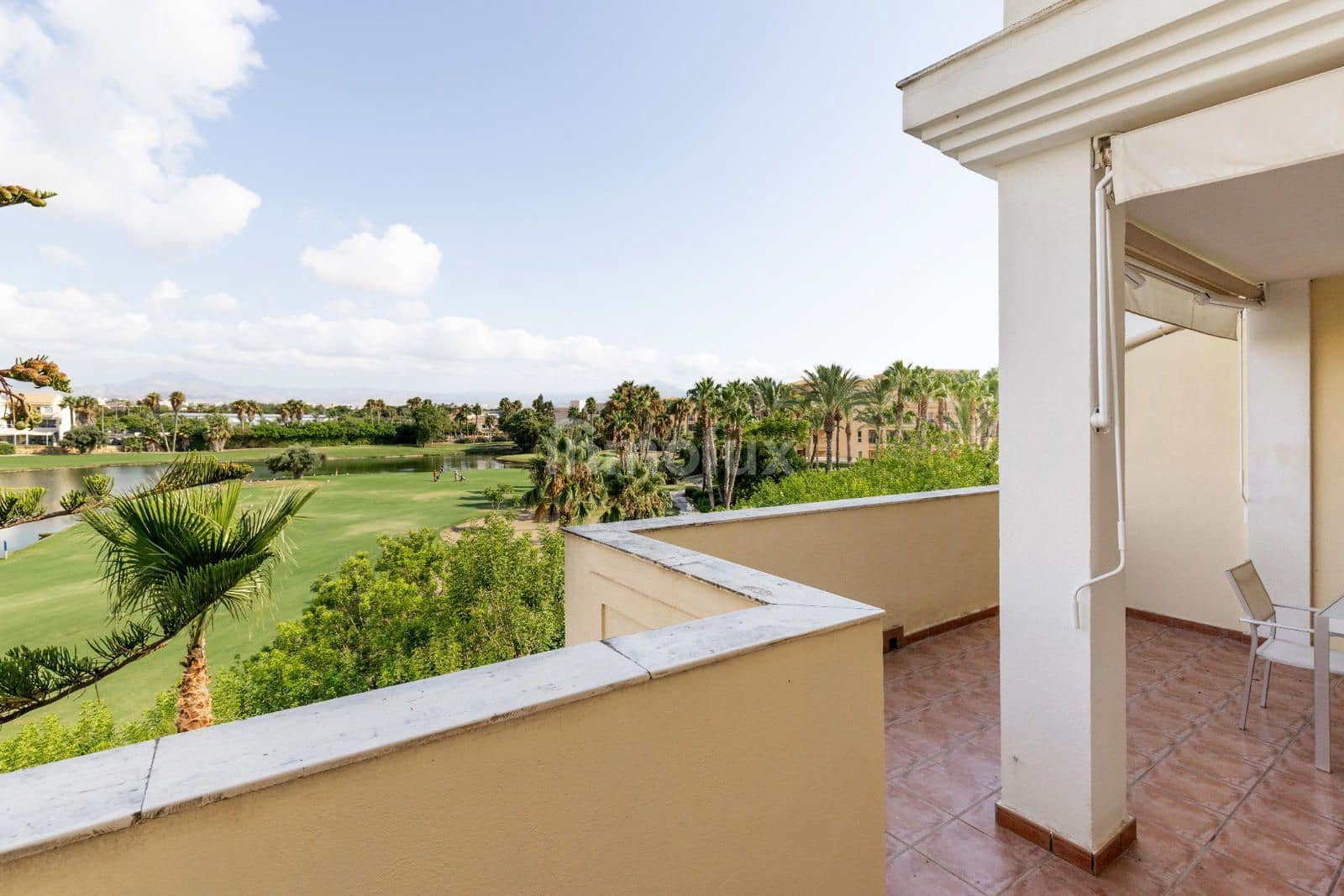 2 soveværelse Lejlighed til leje i Alicante by med swimmingpool garage - € 1.500 (Ref: 9161928)