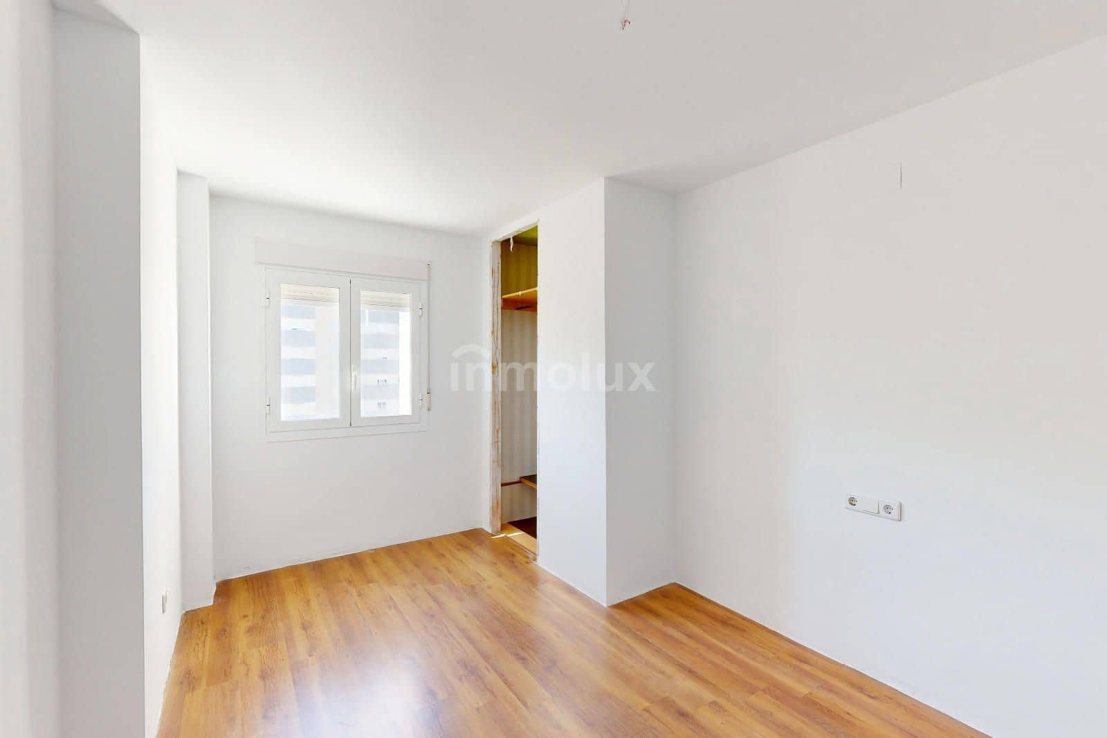 2 soveværelse Lejlighed til salg i El Campello med swimmingpool garage - € 320.000 (Ref: 9163311)