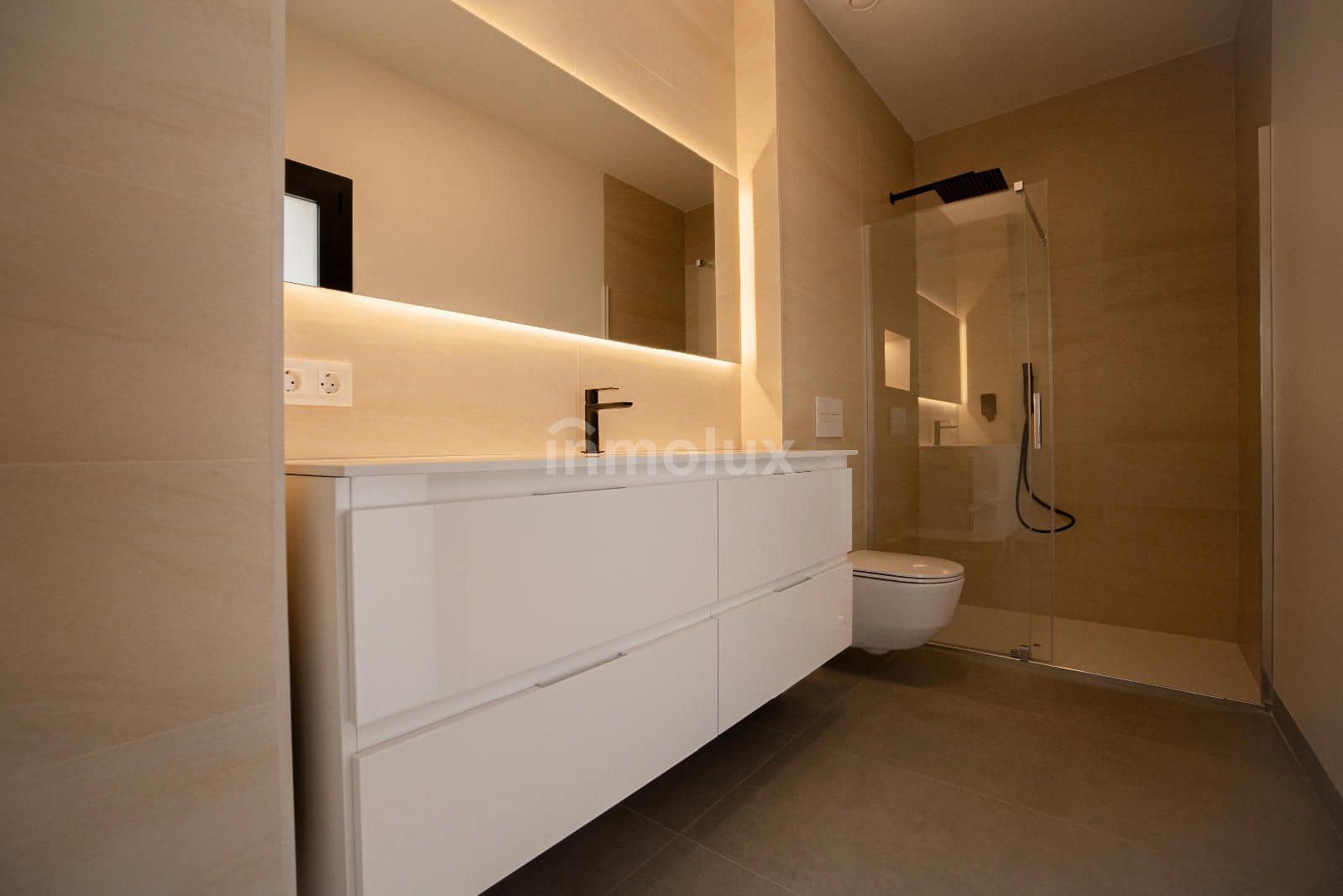 3 bedroom Villa for sale in Finestrat with pool garage - € 870,000 (Ref: 9165148)