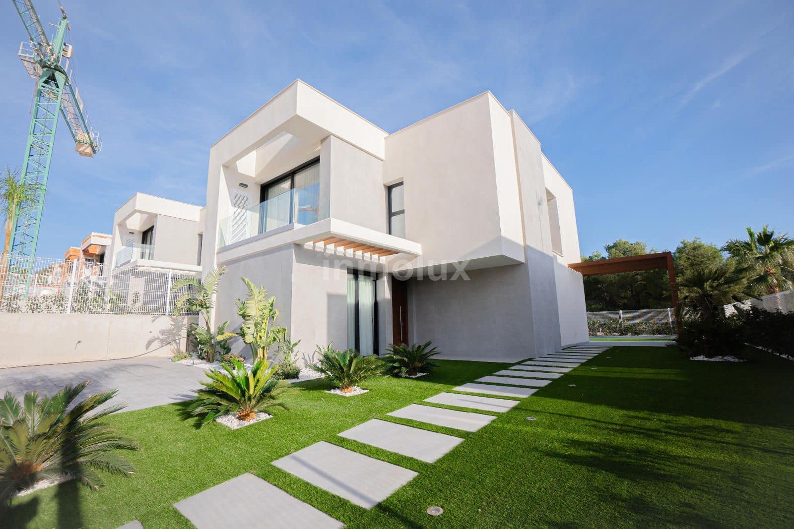 3 bedroom Villa for sale in Finestrat with pool garage - € 870,000 (Ref: 9165148)