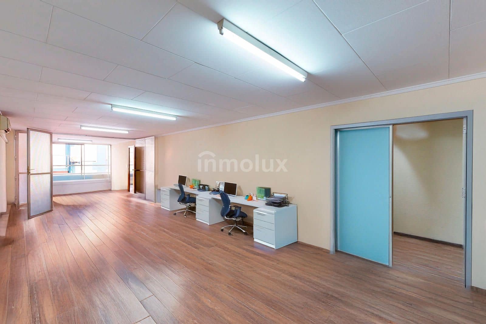 Office for sale in Alicante / Alacant city - € 110,000 (Ref: 9189567)