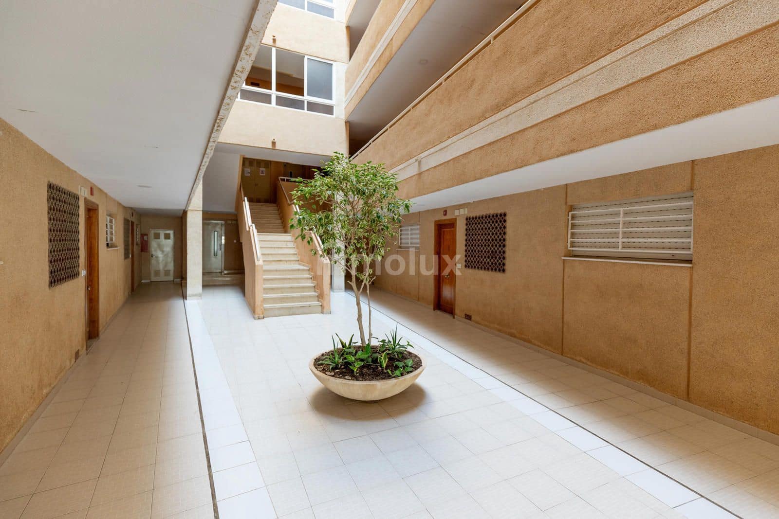 3 soverom Leilighet til salgs i Arenales del Sol med svømmebasseng garasje - € 275 000 (Ref: 9190375)