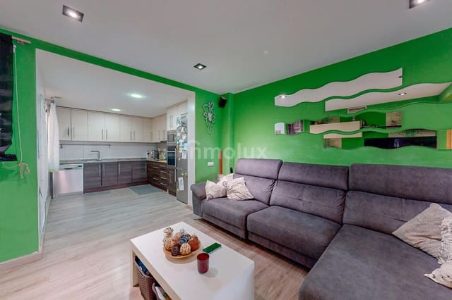 3 makuuhuone Asunto myytävänä paikassa Alicante kaupunki mukana uima-altaan 
autotalli - 254 000 € (Ref: 9201556)