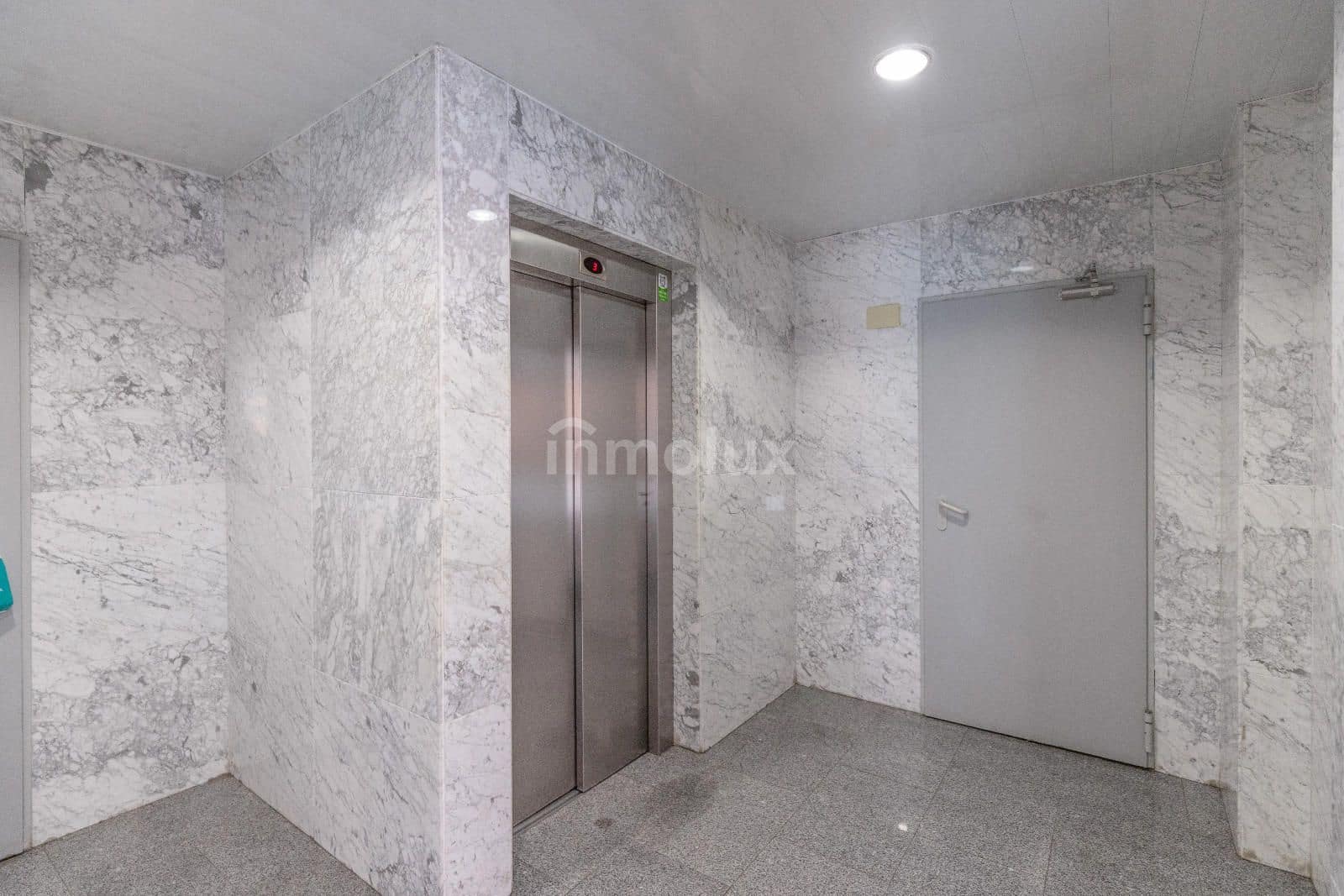 3 makuuhuone Asunto myytävänä paikassa Alicante kaupunki mukana uima-altaan 
autotalli - 254 000 € (Ref: 9201556)