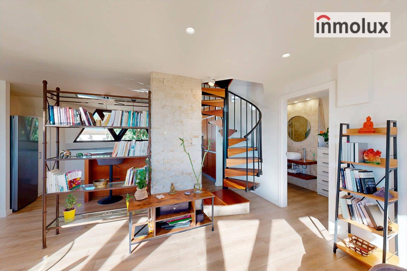 3 soveværelse Villa til salg i Pinoso med swimmingpool garage - € 315.000 (Ref: 9219318)