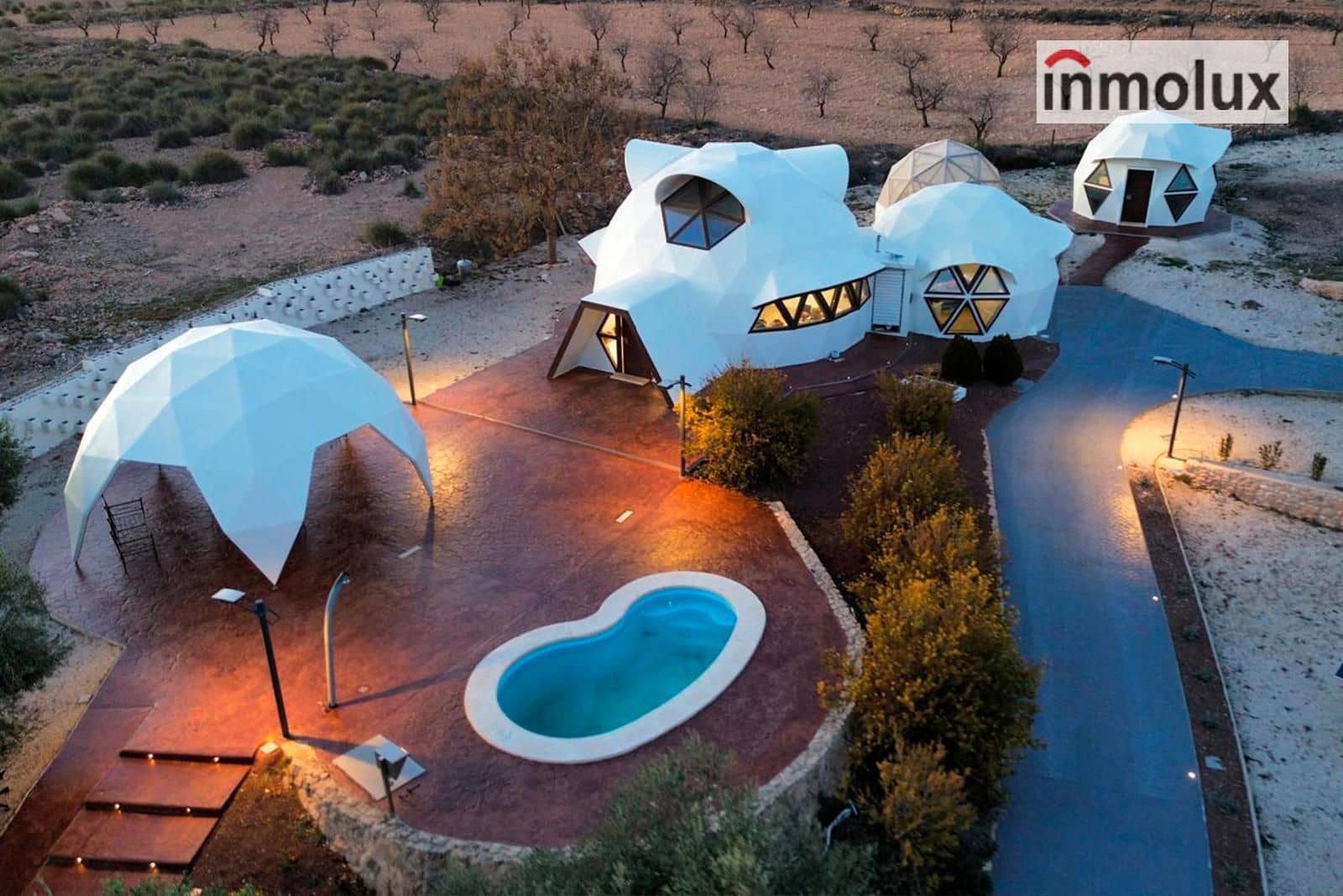 3 soveværelse Villa til salg i Pinoso med swimmingpool garage - € 315.000 (Ref: 9219318)