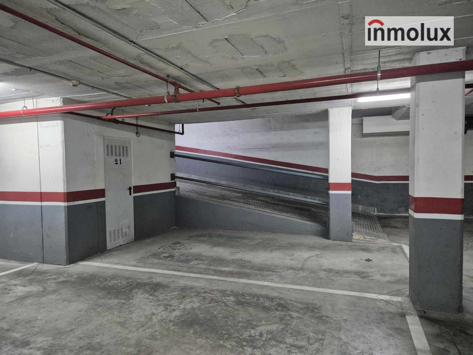 Garasje til salgs i Alicante by - € 55 000 (Ref: 9237706)