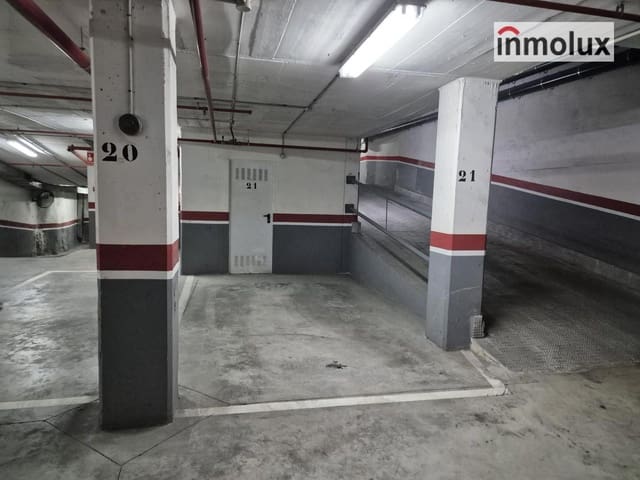 Garasje til salgs i Ensanche - Diputacion, Alicante by - € 55 000 (Ref: 9237706)